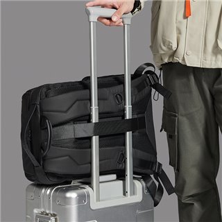 ARCTIC HUNTER τσάντα πλάτης B00532, θήκη laptop 15.6", USB, 28L, κόκκινη